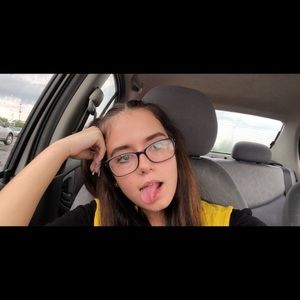 Meet your Posher, Veronica